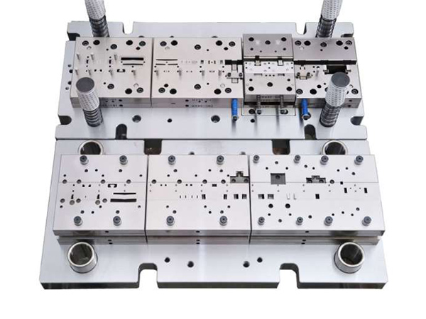 精密五金沖壓件的選材、加工工藝應(yīng)遵循的原則